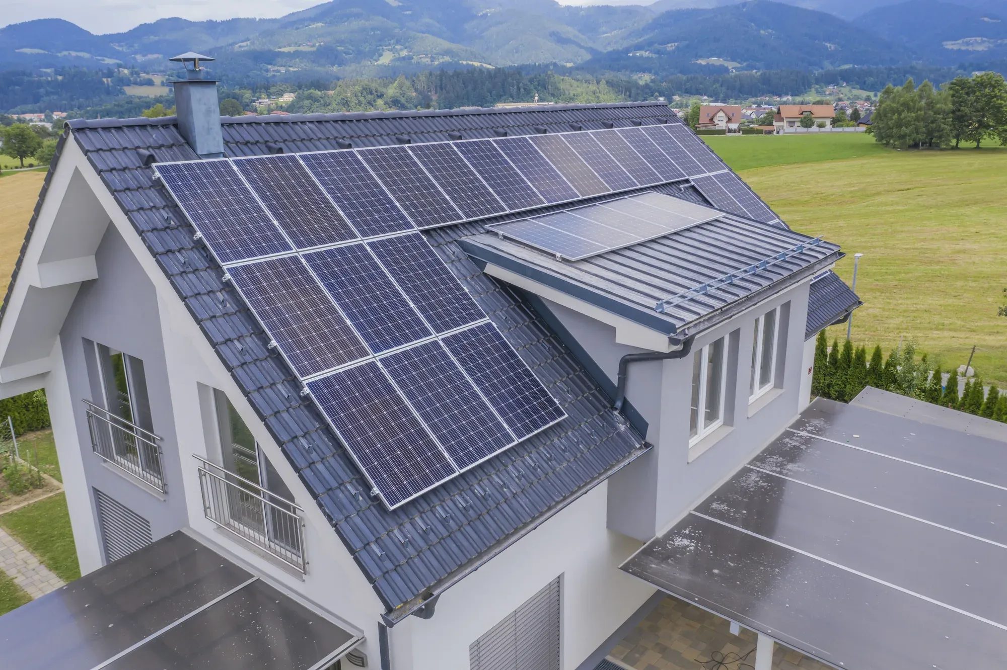 Дахові, наземні системи та Carports