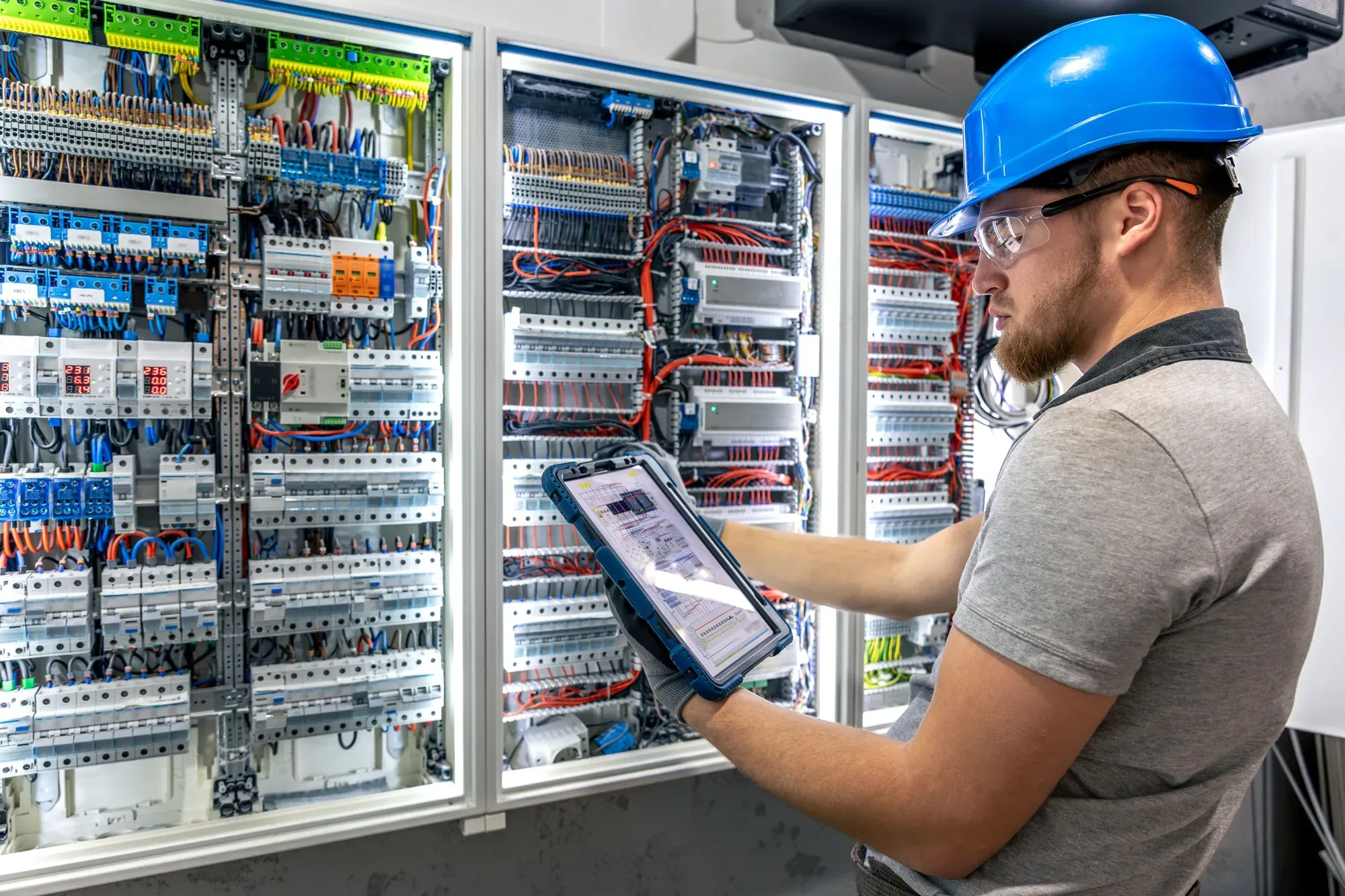 <accent>TORTRANS ENERGO</accent>
— комплексні рішення
для енергетичних проектів